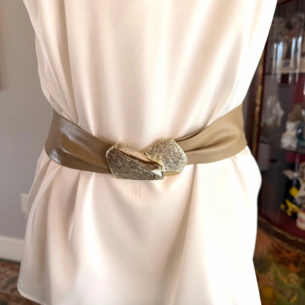Vintage Gold and Tan Belt